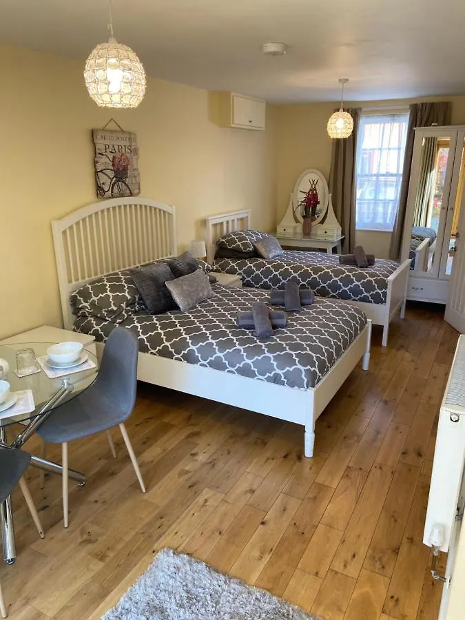 The Brunel Mews Bristol Bed & Breakfast